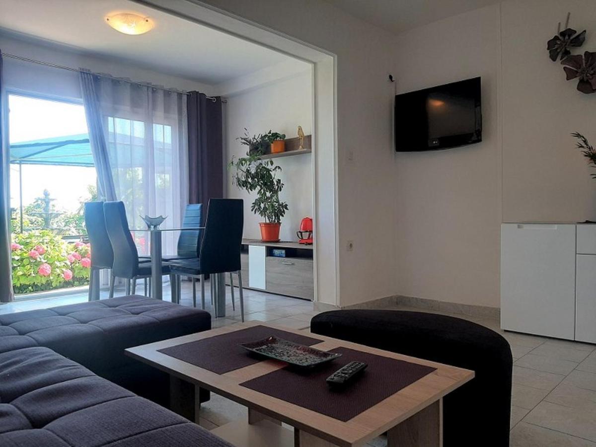 קרק Apartments Nada מראה חיצוני תמונה