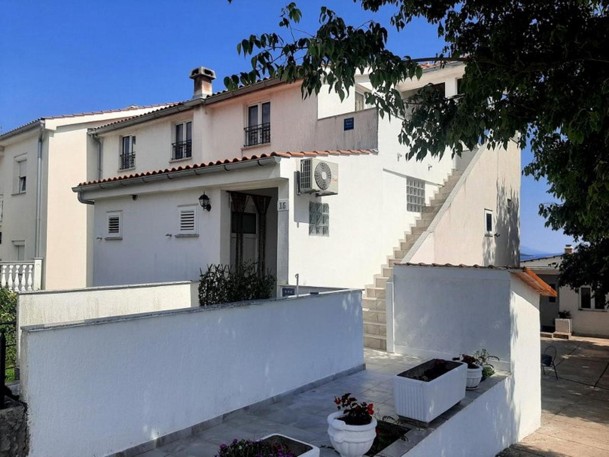 קרק Apartments Nada מראה חיצוני תמונה