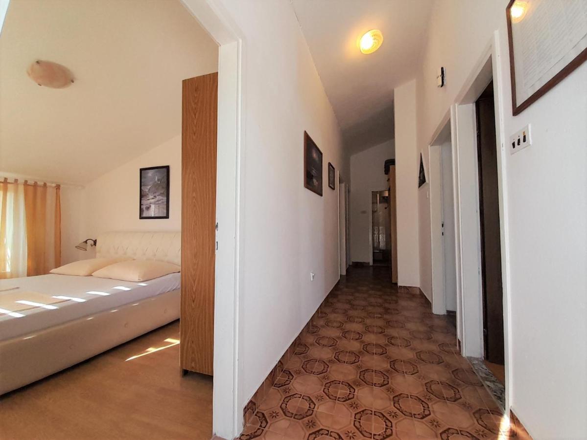 קרק Apartments Nada מראה חיצוני תמונה