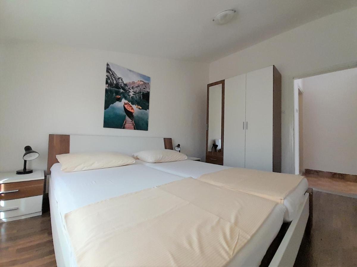 קרק Apartments Nada מראה חיצוני תמונה
