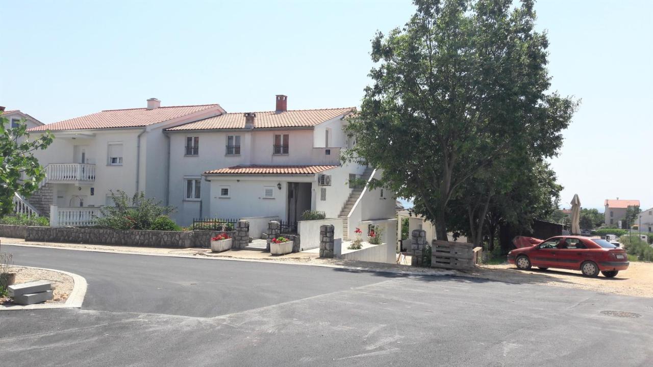 קרק Apartments Nada מראה חיצוני תמונה